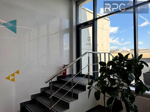 комерційна за адресою Сім'ї Прахових вул. (Гайдара), 58/10