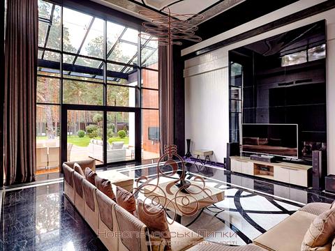 будинок за адресою Вишнева вул.