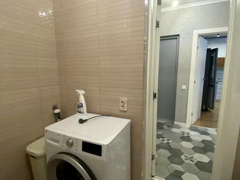 квартира за адресою Академіка Булаховського вул., 5-Д