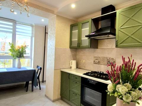 квартира за адресою Райдужна вул., 88