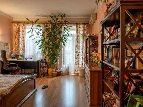 квартира за адресою Богдана Хмельницького вул., 66