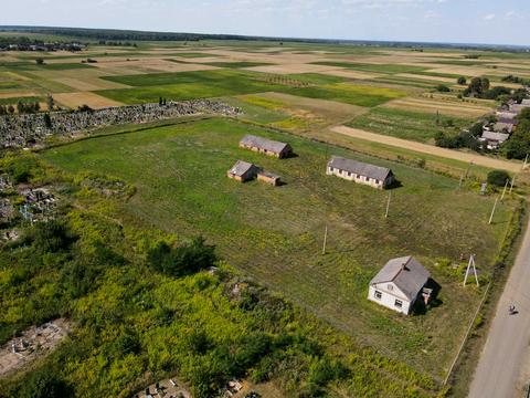 коммерческая по адресу 8 березня, 11