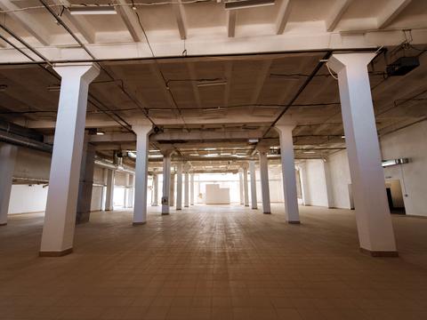коммерческая по адресу Леся Курбаса ул., 5Ч