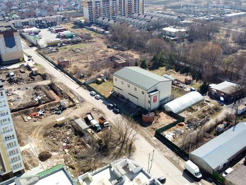 комерційна за адресою Трудова вул., 5/7