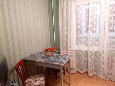 квартира за адресою Каштанова вул., 8-Б