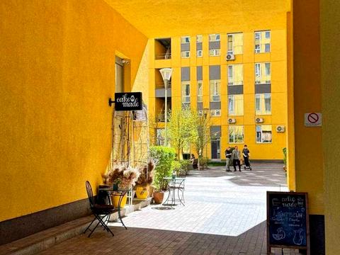 коммерческая по адресу Юрия Липы ул., 6