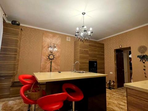 будинок за адресою Центральна вул.