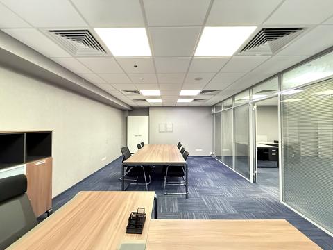 коммерческая по адресу Богдана Хмельницкого ул., 17/52