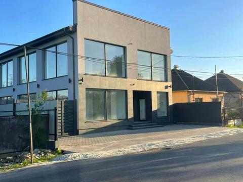 комерційна за адресою Мала Польова вул., 117