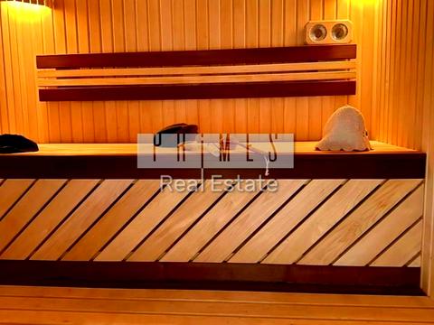 будинок за адресою Червоних Троянд пров.