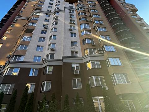 квартира за адресою Василя Симоненка вул., 5-А