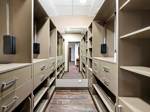 квартира за адресою Болсуновська вул. (Сергія Струтинського), 2