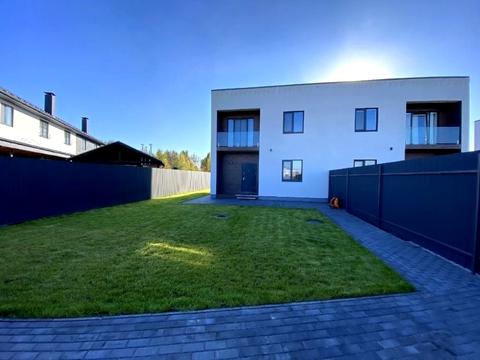 будинок за адресою Центральна вул.