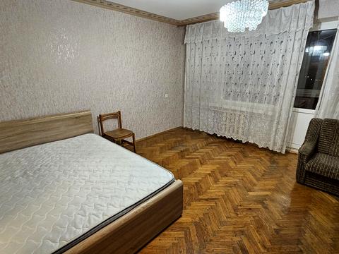 квартира за адресою Героїв полку "Азов" вул. (Маршала Малиновського), 11