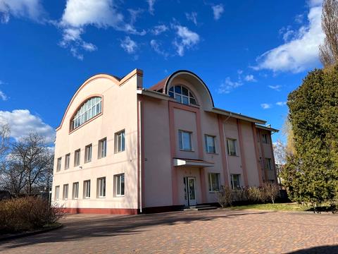 коммерческая по адресу Леси Украинки ул., 6//2