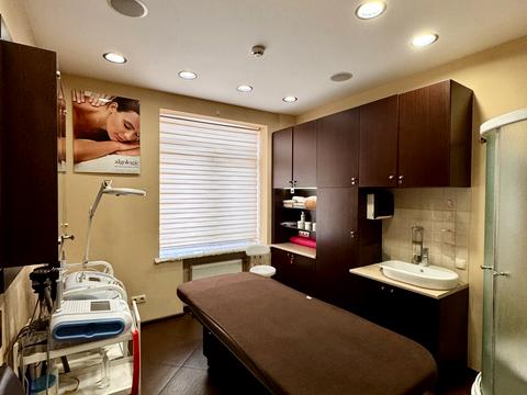 комерційна за адресою Берестейський просп. (Перемоги), 74