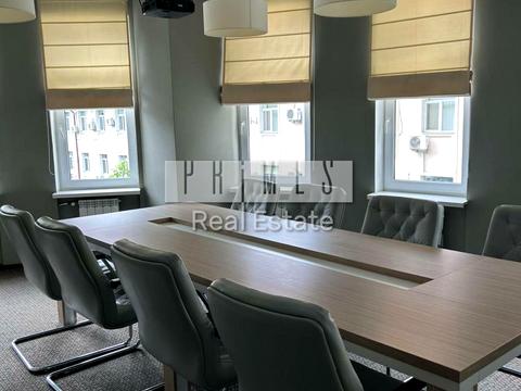 комерційна за адресою Глибочицька вул., 40