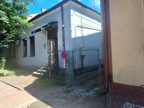 будинок за адресою Івано-Франківськ, Василіянок вул., 32