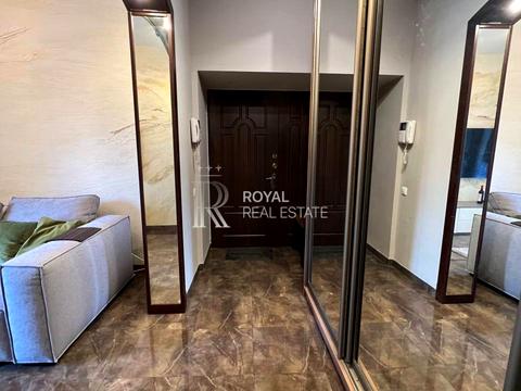 квартира по адресу Круглоуниверситетская ул., 13