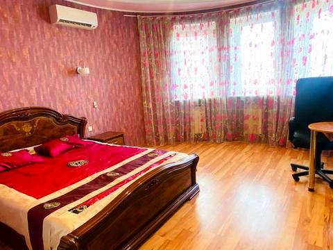 квартира за адресою Анни Ахматової вул., 13-Д