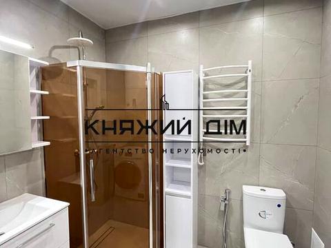 квартира за адресою Дніпровська набережна вул., 17-К