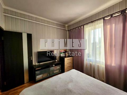 будинок за адресою Набережна вул.