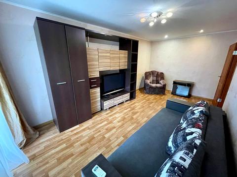 квартира за адресою Писаржевського вул., 8