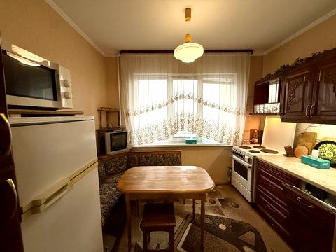 квартира по адресу Червоной Калины просп. (Владимира Маяковского), 37-А