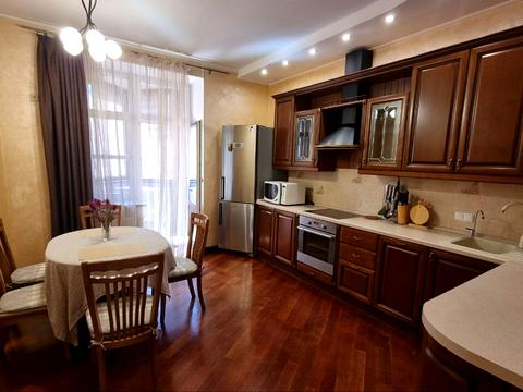 квартира за адресою Олеся Гончара вул., 26