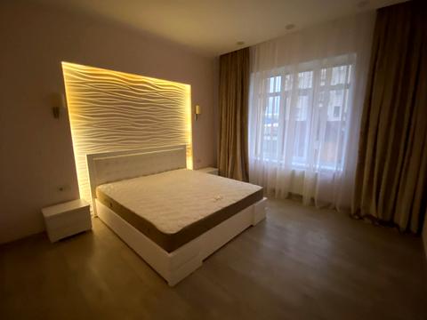 квартира за адресою Успішна вул., 18