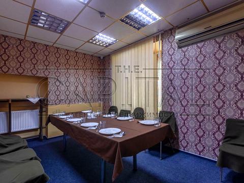 комерційна за адресою Дегтярівська вул., 26