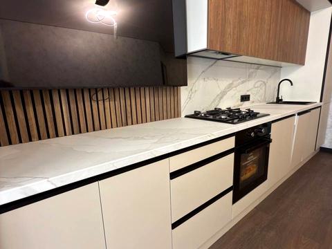 квартира за адресою Співдружності вул., 1