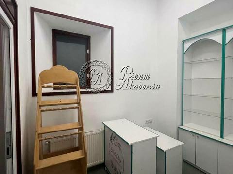 комерційна за адресою Старокиївська вул., 93