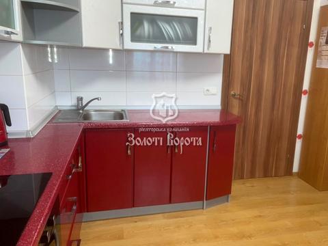 квартира за адресою Милославська вул., 16