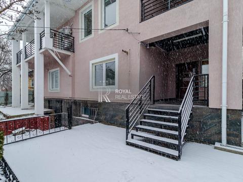 комерційна за адресою Володимира Самійленка вул. (Холмогорська), 17