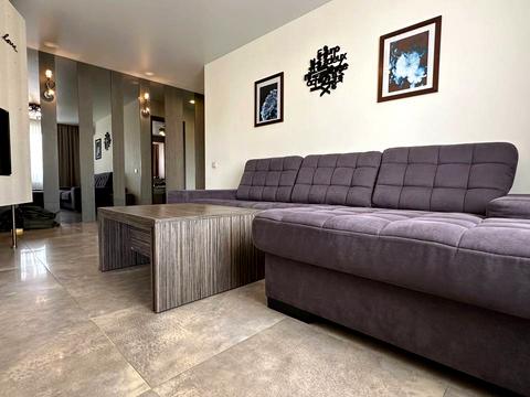 квартира по адресу Героев просп., 11