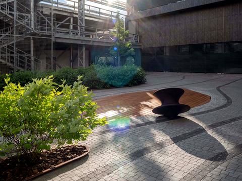 комерційна за адресою Сім'ї Прахових вул. (Гайдара), 58/10