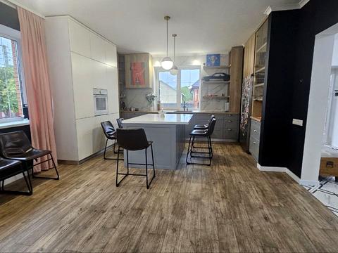 будинок за адресою Садова вул., 11