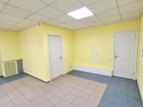 комерційна за адресою Науки просп. (Гагаріна), 131