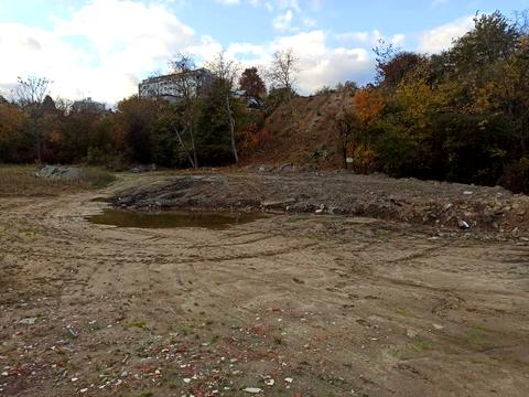 ділянка за адресою Міжгірна вул.