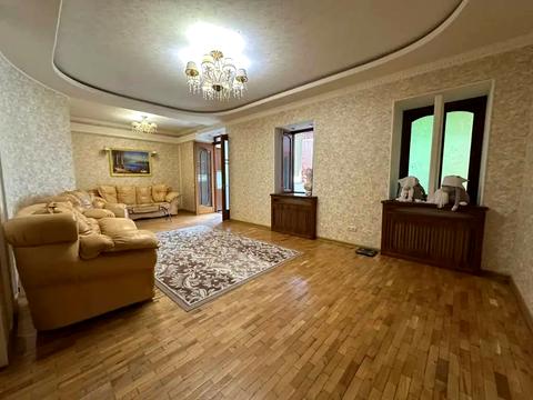 квартира за адресою Любарського пров. (Білостоцького), 4-А