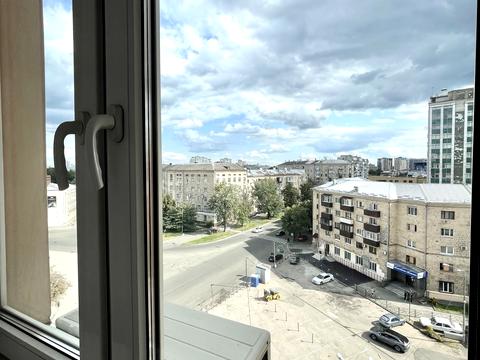 квартира за адресою майдан Героїв Небесної Сотні пл. (Руднєва майдан), 14/1