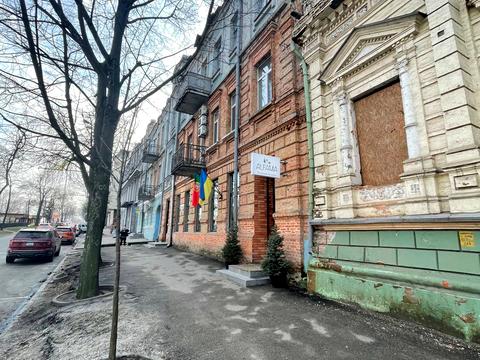 коммерческая по адресу Дмитрия Яворницкого просп. (Карла Маркса), 27