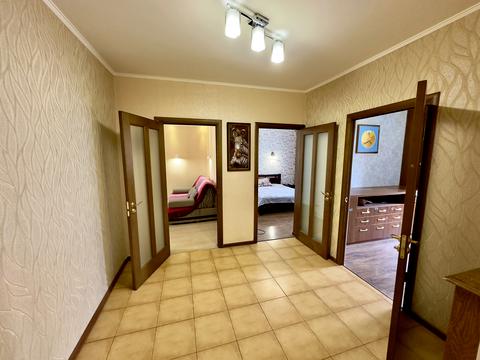 квартира за адресою Ревуцького вул., 25