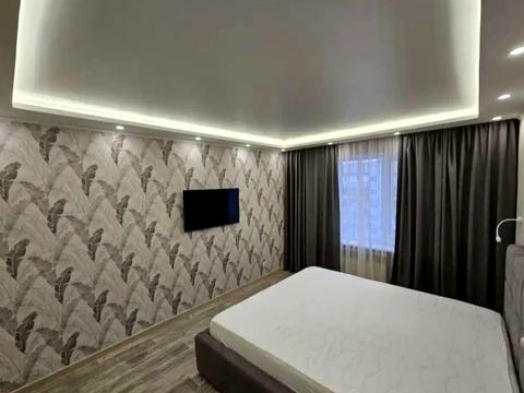 квартира по адресу Строителей ул., 14