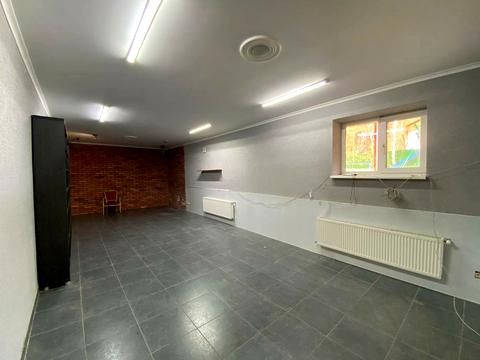 комерційна за адресою Івана Франка вул., 44в