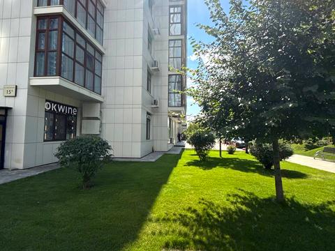 комерційна за адресою Андрія Верхогляда вул. (Михайла Драгомирова), 15-Б
