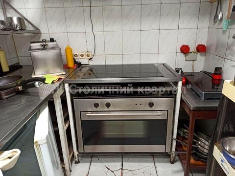 комерційна за адресою Юрківська вул., 40/5