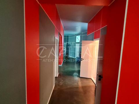 комерційна за адресою Лаврська вул. (Січневого Повстання), 16