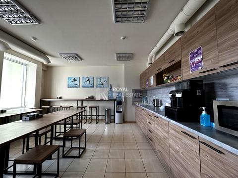 комерційна за адресою Сім'ї Прахових вул. (Гайдара), 58